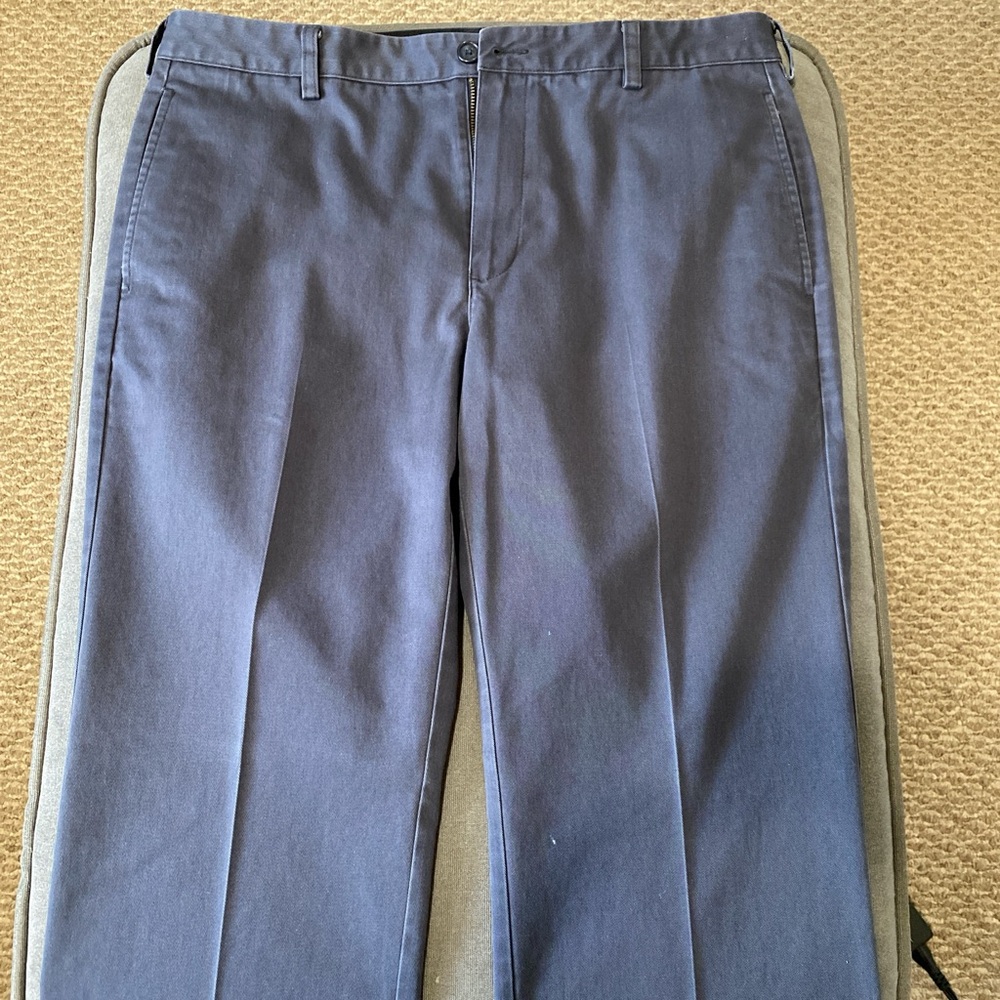 LL Bean Dress pants in Navy!
